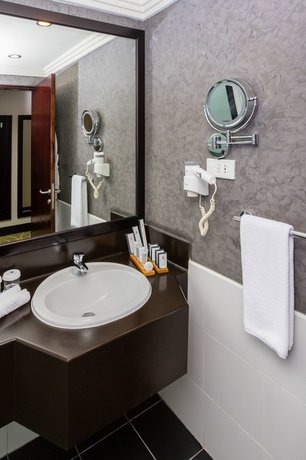 Mangrove Hotel Ras Al Khaimah