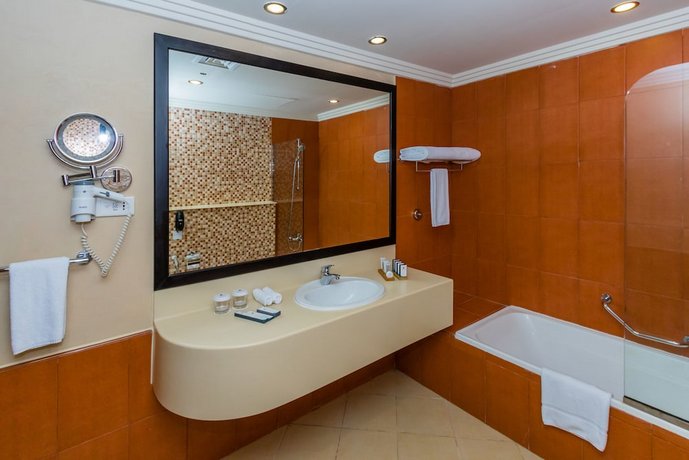 Mangrove Hotel Ras Al Khaimah