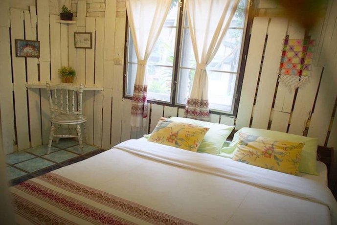 Srinual Lodge