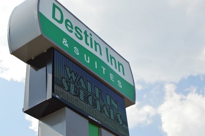 Destin Inn & Suites