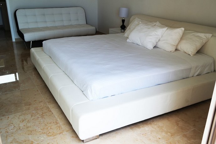 Bahia Principe Vacation Rentals - Quetzal - One-Bedroom Apartments