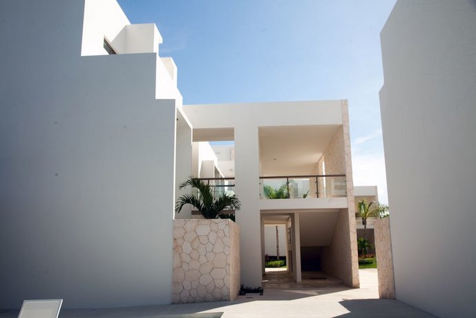 Bahia Principe Vacation Rentals - Quetzal - One-Bedroom Apartments