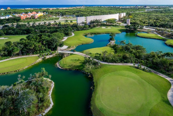 Bahia Principe Vacation Rentals - Quetzal - One-Bedroom Apartments