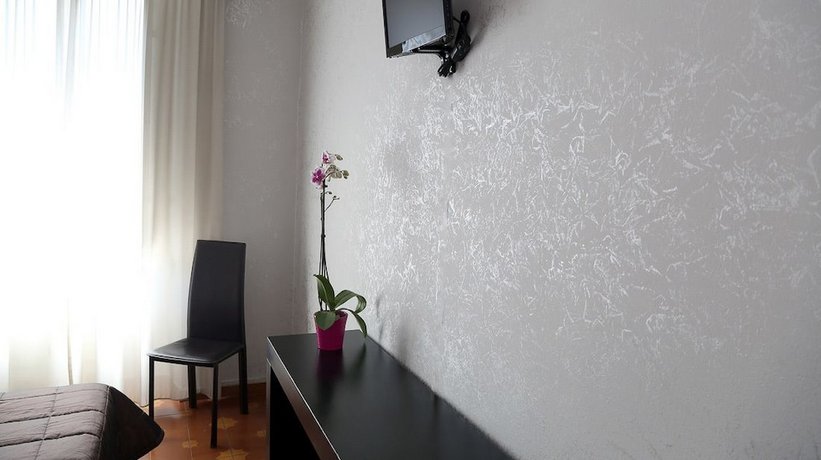 Roma Room Hotel