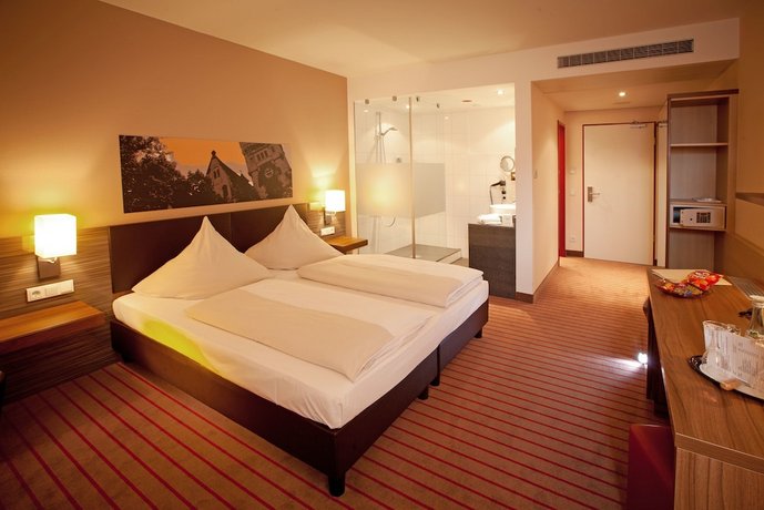 Novina Hotel Tillypark