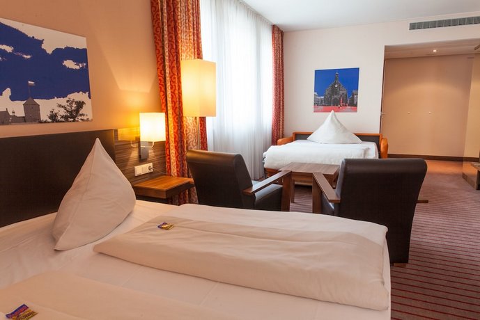 Novina Hotel Tillypark