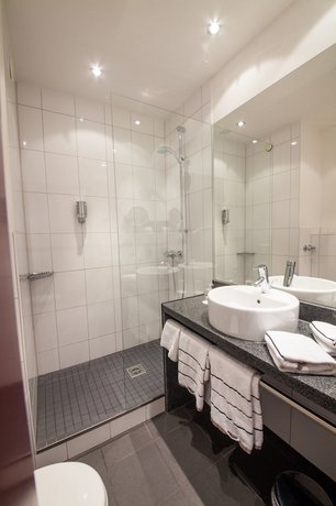 Novina Hotel Tillypark