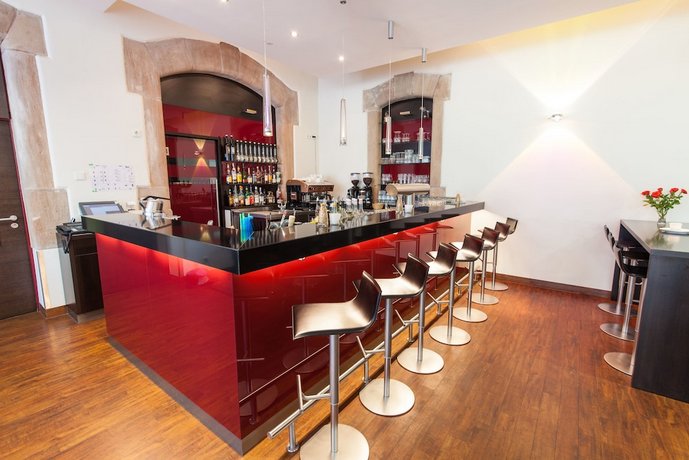 Novina Hotel Tillypark