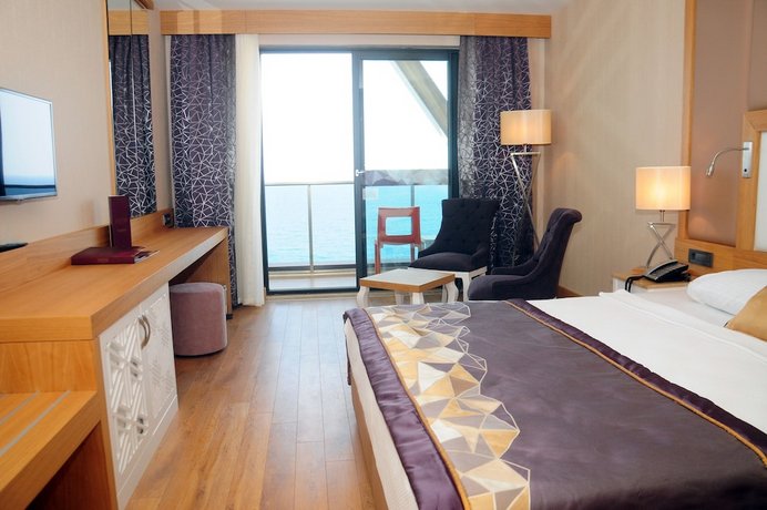 Sirius Deluxe Hotel