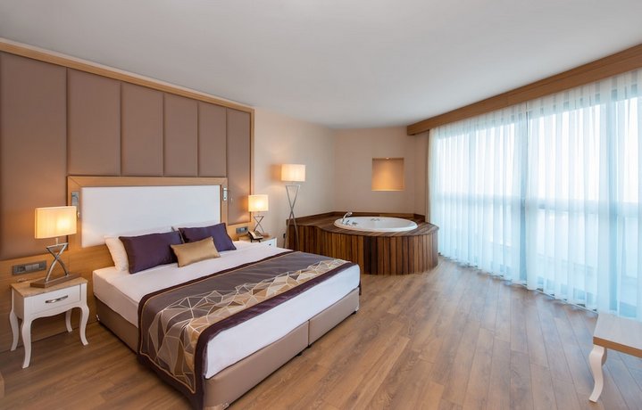 Sirius Deluxe Hotel