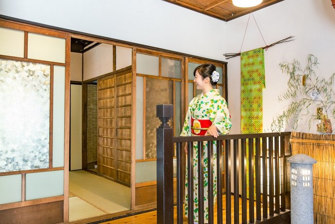 Naokonoza Bettei Fuyacho