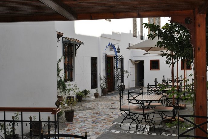 Hotel Blanco Riad
