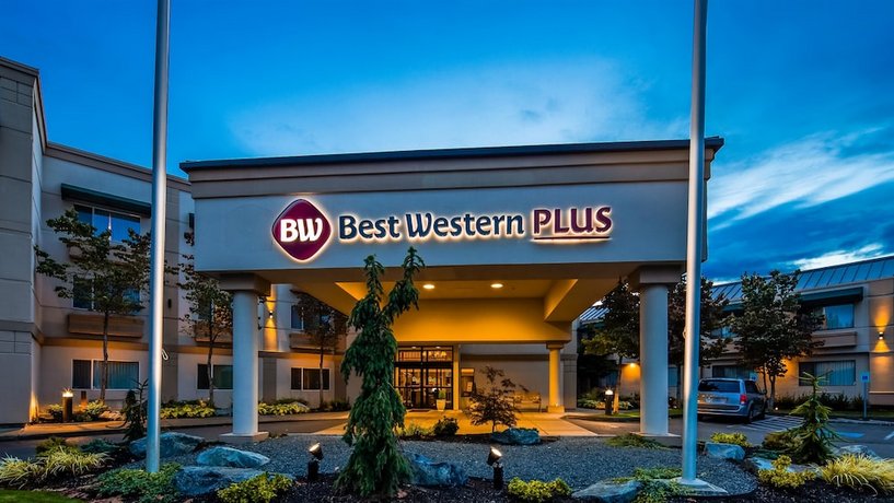 Best Western Plus Edmonds Harbor Inn