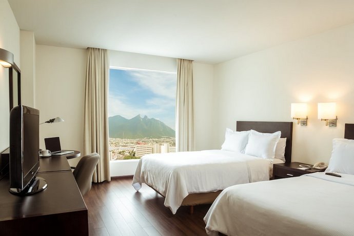 Fiesta Inn Monterrey Tecnologico