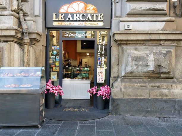 Piazza Bovio 22