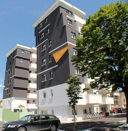 Nero D'Avorio Aparthotel