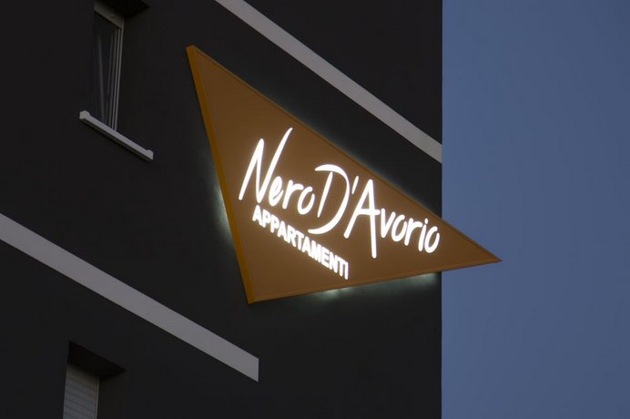 Nero D'Avorio Aparthotel
