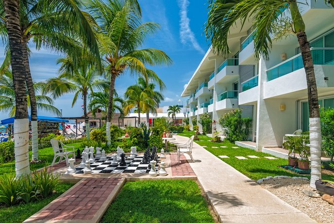 El Cid La Ceiba Beach