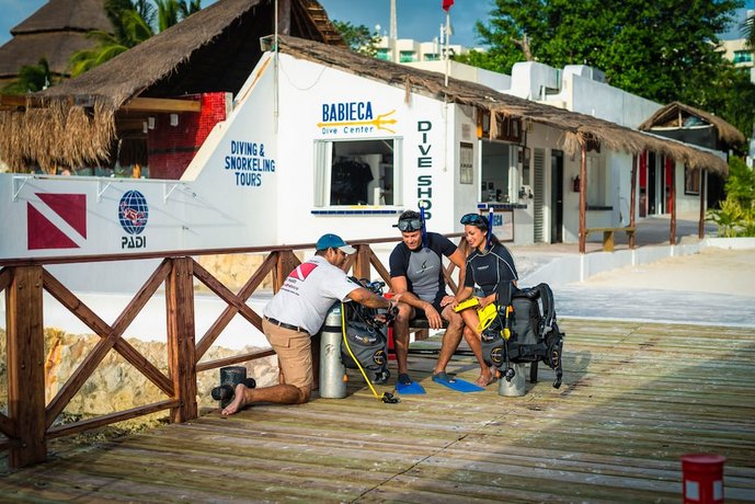 El Cid La Ceiba Beach