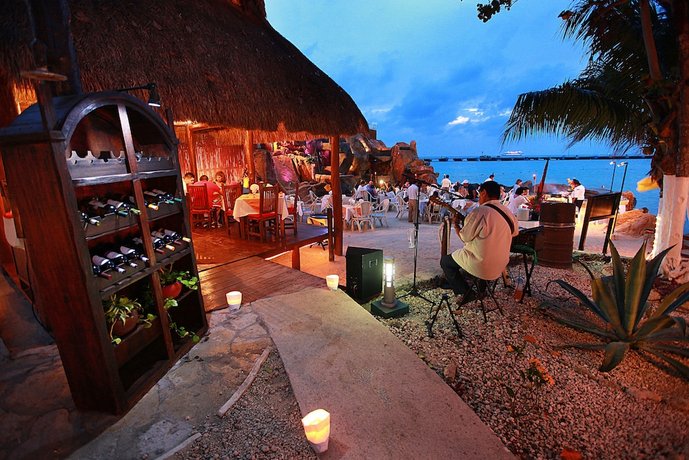 El Cid La Ceiba Beach