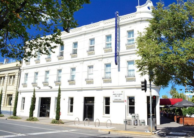 Photo: Middle Park Hotel Melbourne Photo: Middle Park Hotel Melbourne