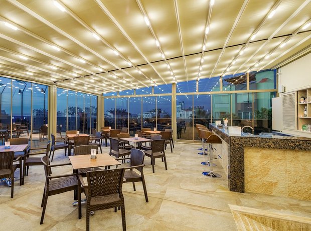 Holiday Inn Antalya - Lara
