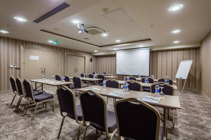 Holiday Inn Antalya - Lara