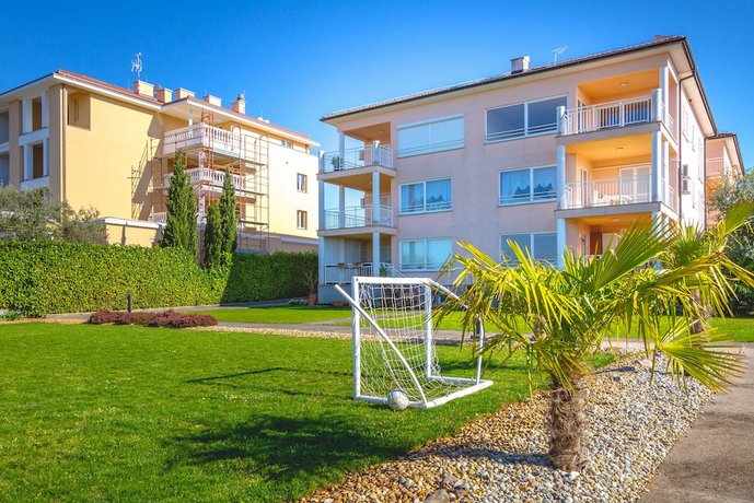 Apartments Villa Malin