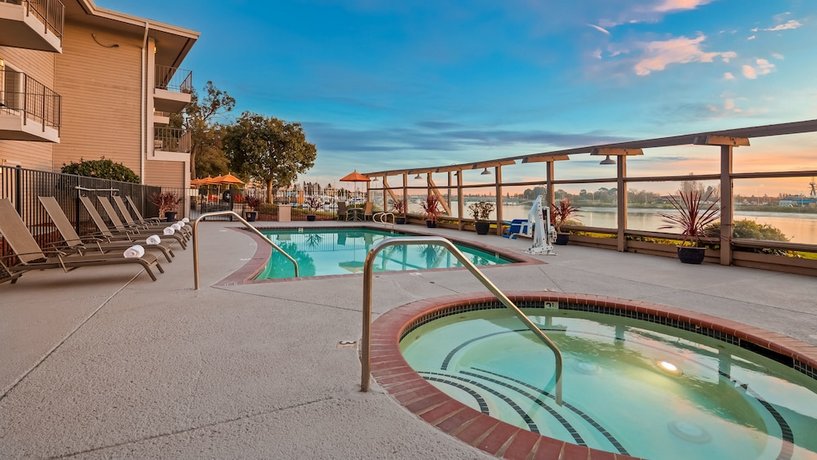 Executive Inn & Suites Oakland