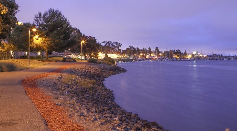 Executive Inn & Suites Oakland