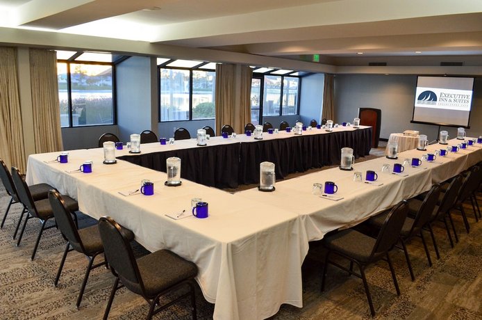 Executive Inn & Suites Oakland