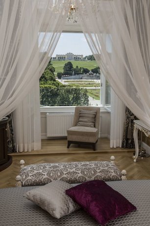 Schloss Schonbrunn Grand Suite