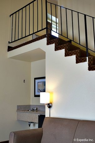 Key Inn & Suites