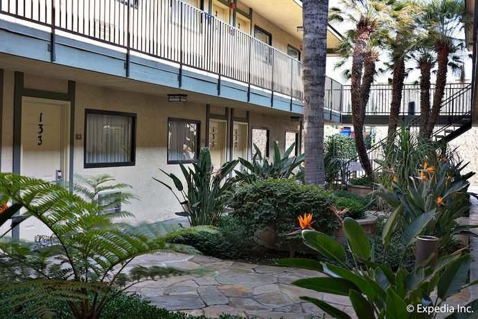 Key Inn & Suites