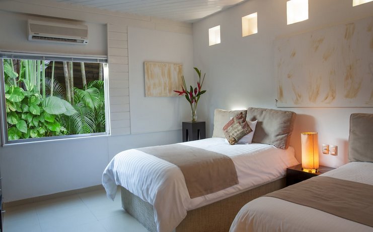 Magic Blue Boutique Hotel