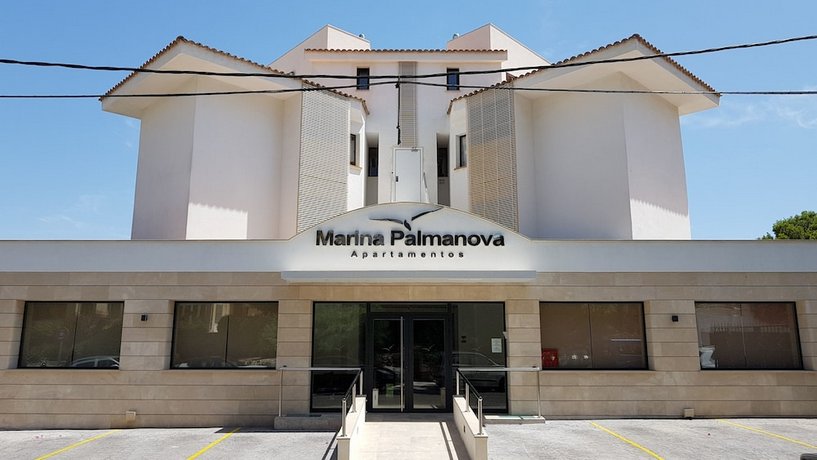 Marina Palmanova Apartamentos