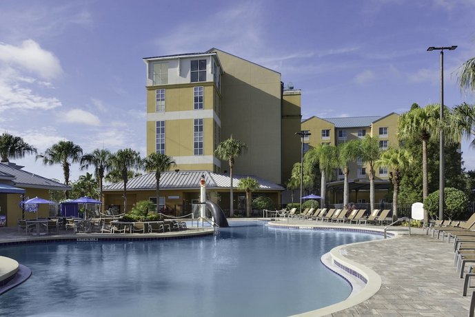 Fairfield Inn & Suites Orlando at SeaWorld r