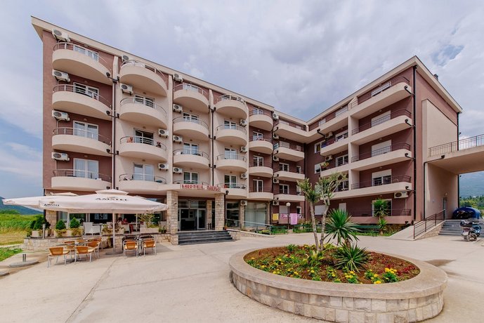Hotel Novi