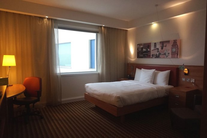 Hampton by Hilton Luton Airport
