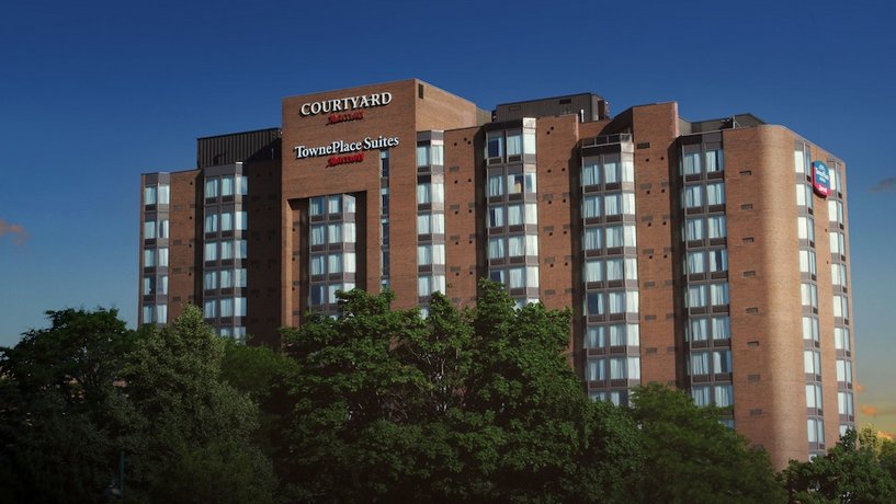 Courtyard by Marriott Toronto Northeast/Markham