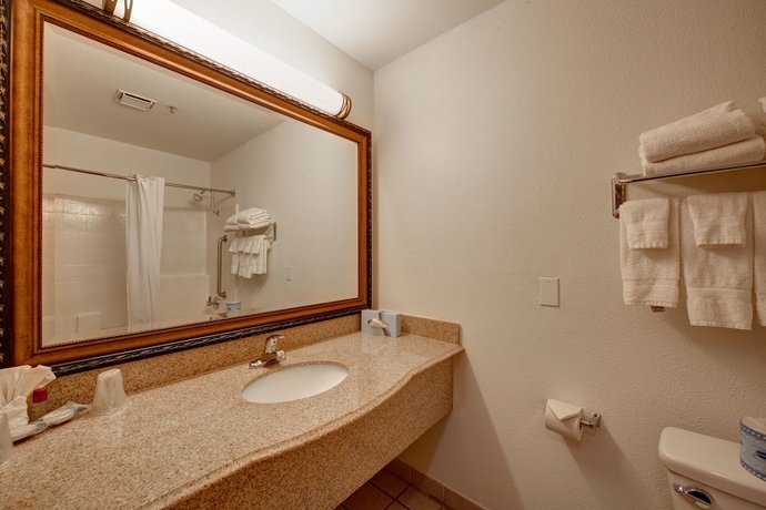 Stanton Inn & Suites
