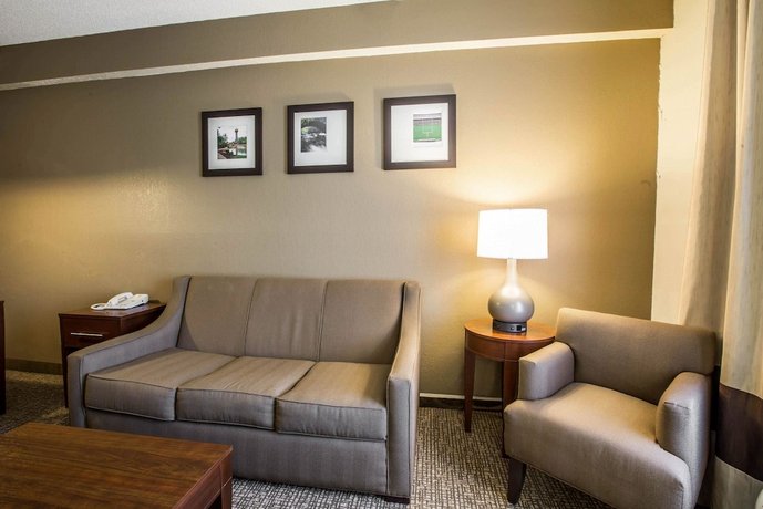 Quality Suites Morristown