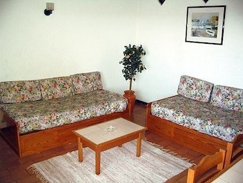 Parque Mourabel Oasis Village & Pe do Lago