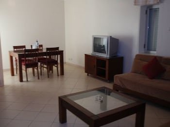 Parque Mourabel Oasis Village & Pe do Lago