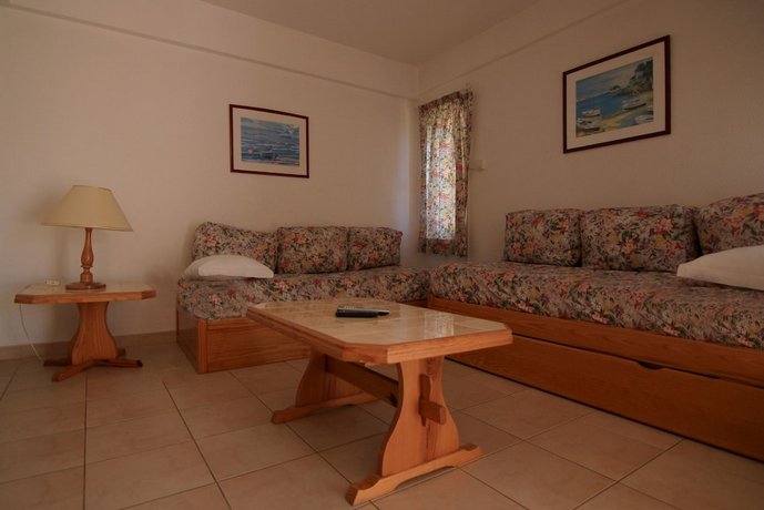 Parque Mourabel Oasis Village & Pe do Lago