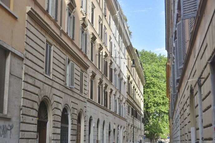 Ripetta Central Suites