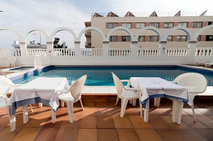 Hotel Apartamentos Lux Mar