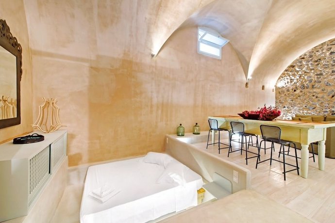Pyrgos Old Winery Villa