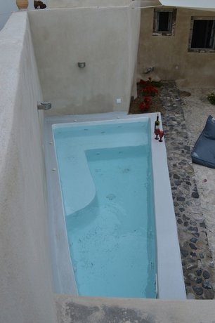 Pyrgos Old Winery Villa
