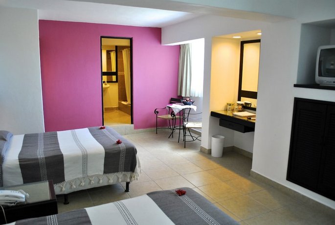 Hotel B Cozumel-Boutique by the Sea